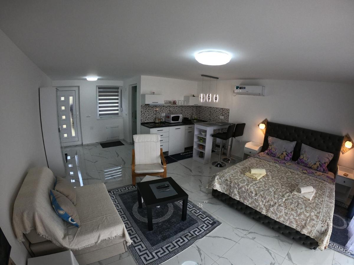 Vila Memphis Golubac Exterior foto