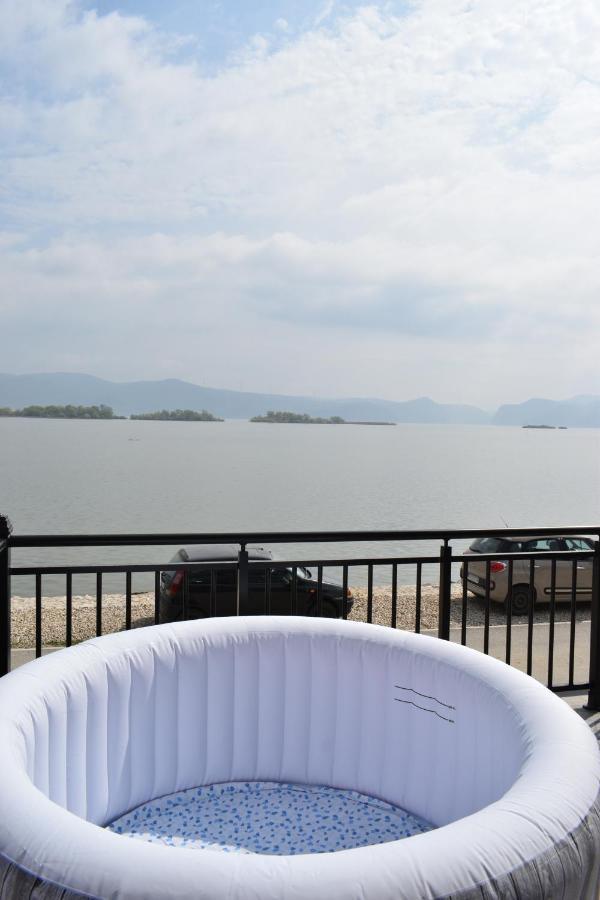 Vila Memphis Golubac Exterior foto